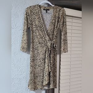 BCBG Max Azria Leopard 3/4 Sleeve Wrap Dress Size Small